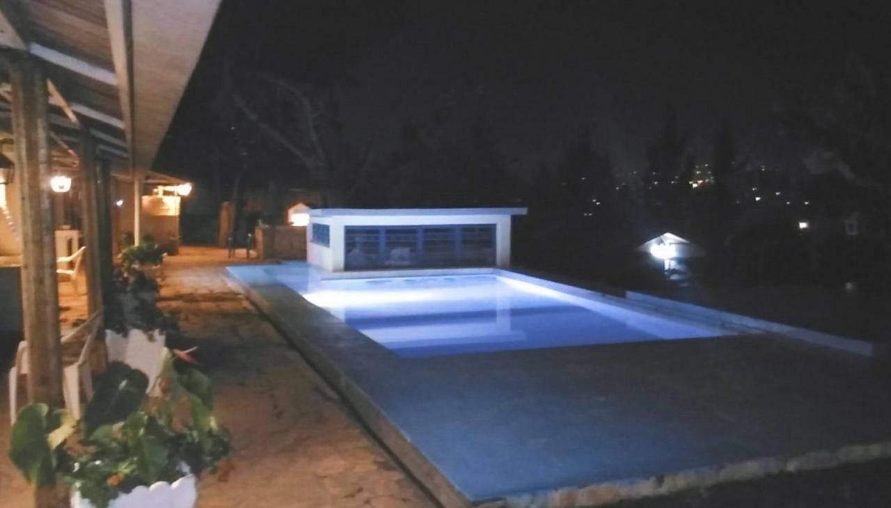 Hotel Restaurant Hellenique Appartements Kigali Exterior foto